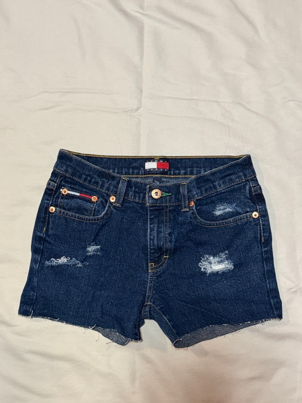 Tommy Hilfiger Distressed‎ Denim Cutoff Low Rise Shorts Vintage 96% Cotton